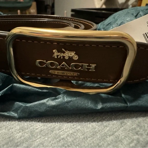Brown leather coach belt NWT - Picture 3 of 3